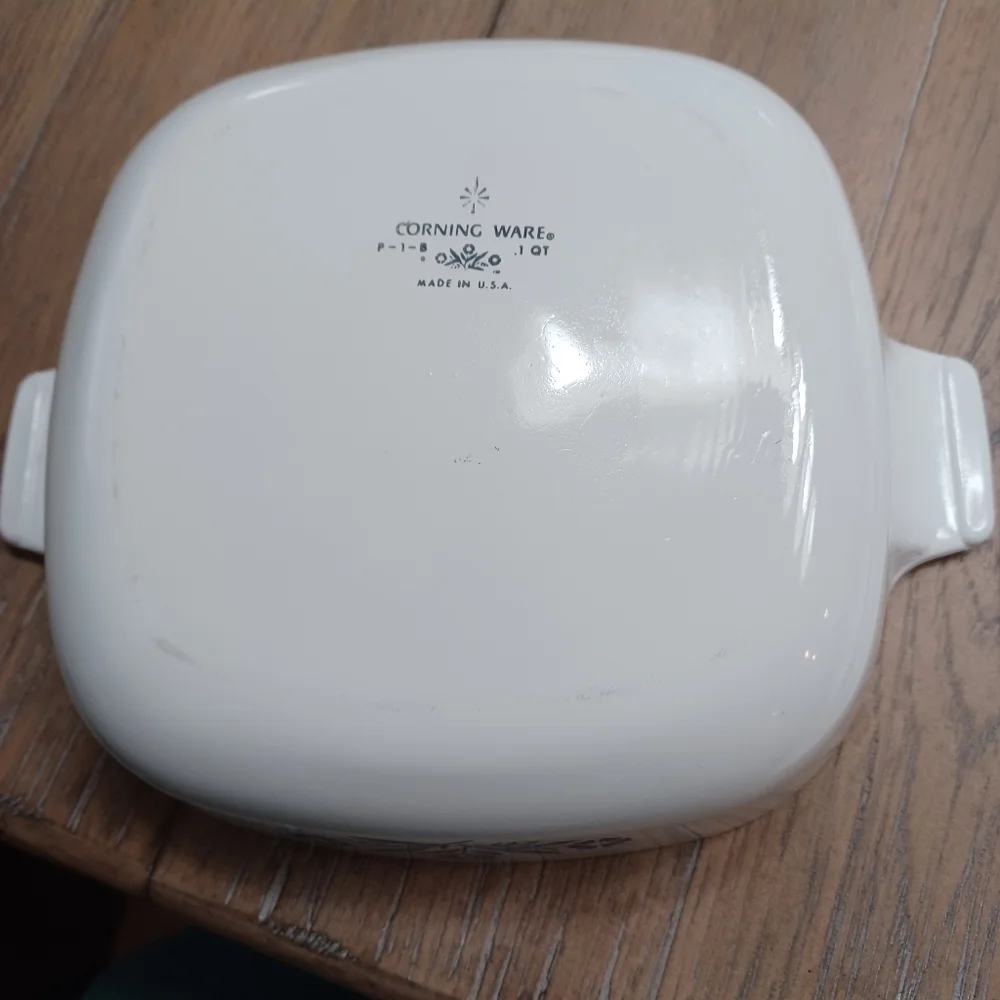 Vintage, Rare Corning Ware P-1-B 1 Qt. Square Casserole With Lid.  Excel…